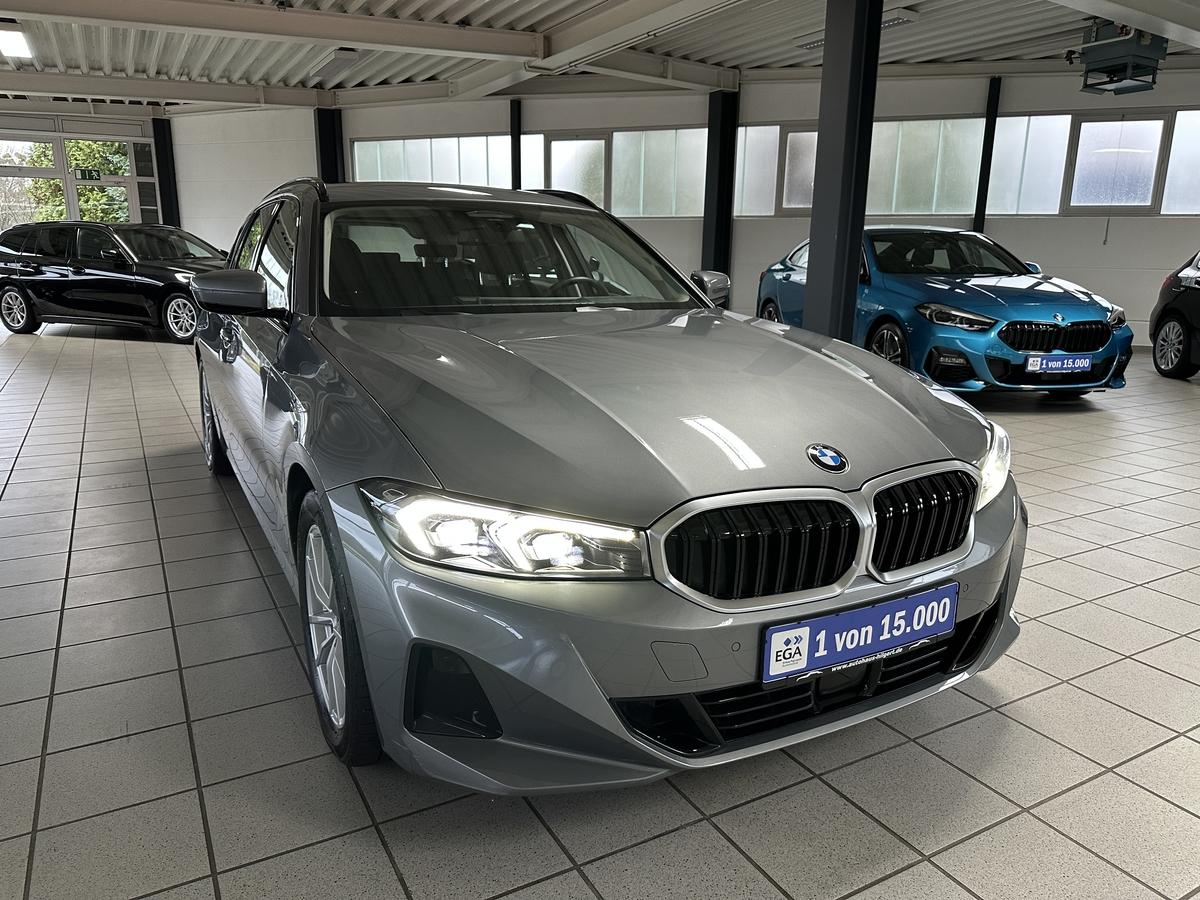 BMW 318d Sportsitze AHK LED el Heckklappe Navi. Teilleder